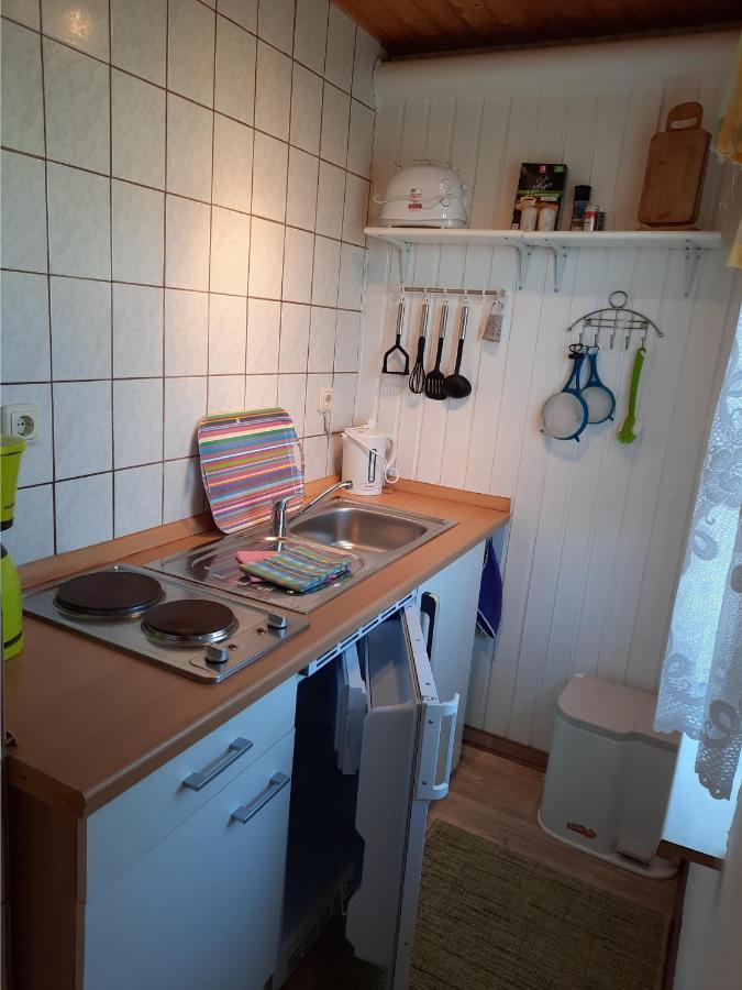 Lacky - Kleines Familienreihenmittelhaus In Grieben Hiddensee Экстерьер фото