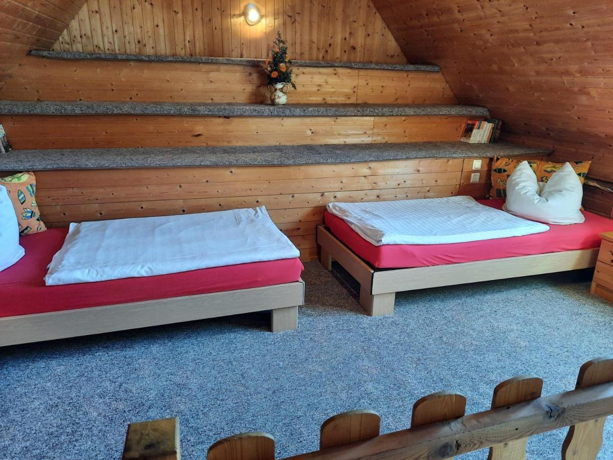 Lacky - Kleines Familienreihenmittelhaus In Grieben Hiddensee Экстерьер фото